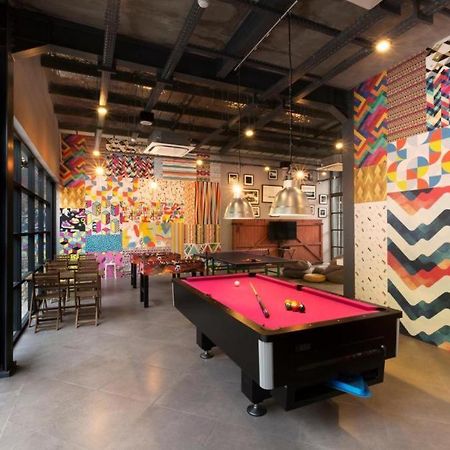 The Social House - Coliving & Hostel - Previously Known As Nomad Hostel Джакарта Экстерьер фото