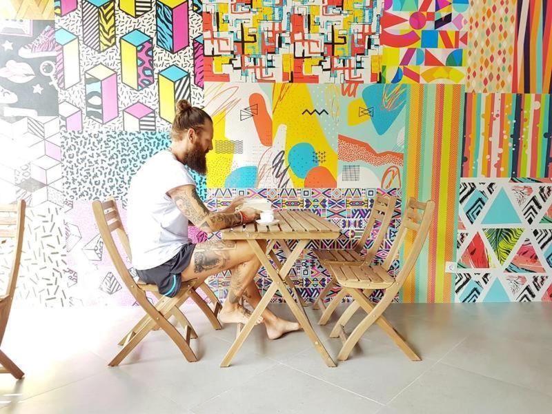 The Social House - Coliving & Hostel - Previously Known As Nomad Hostel Джакарта Экстерьер фото